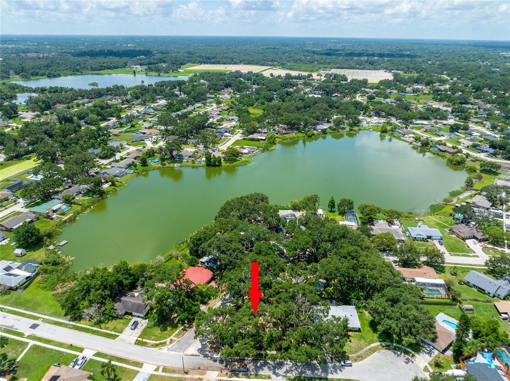 Photo of 616 Pawn Way, Seffner, FL 33584 (MLS # TB8397314)