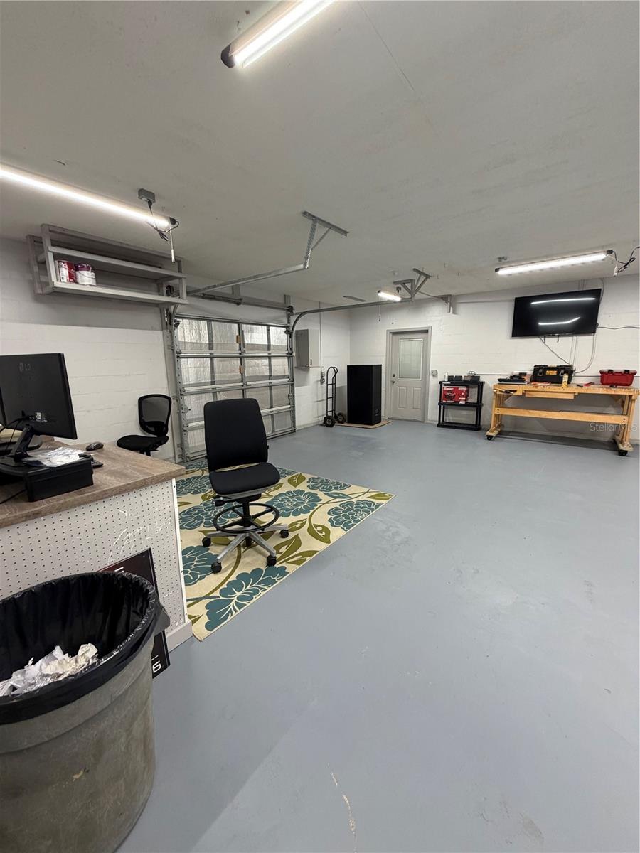 FLORIDA SHORES 01 - Commercial Sale