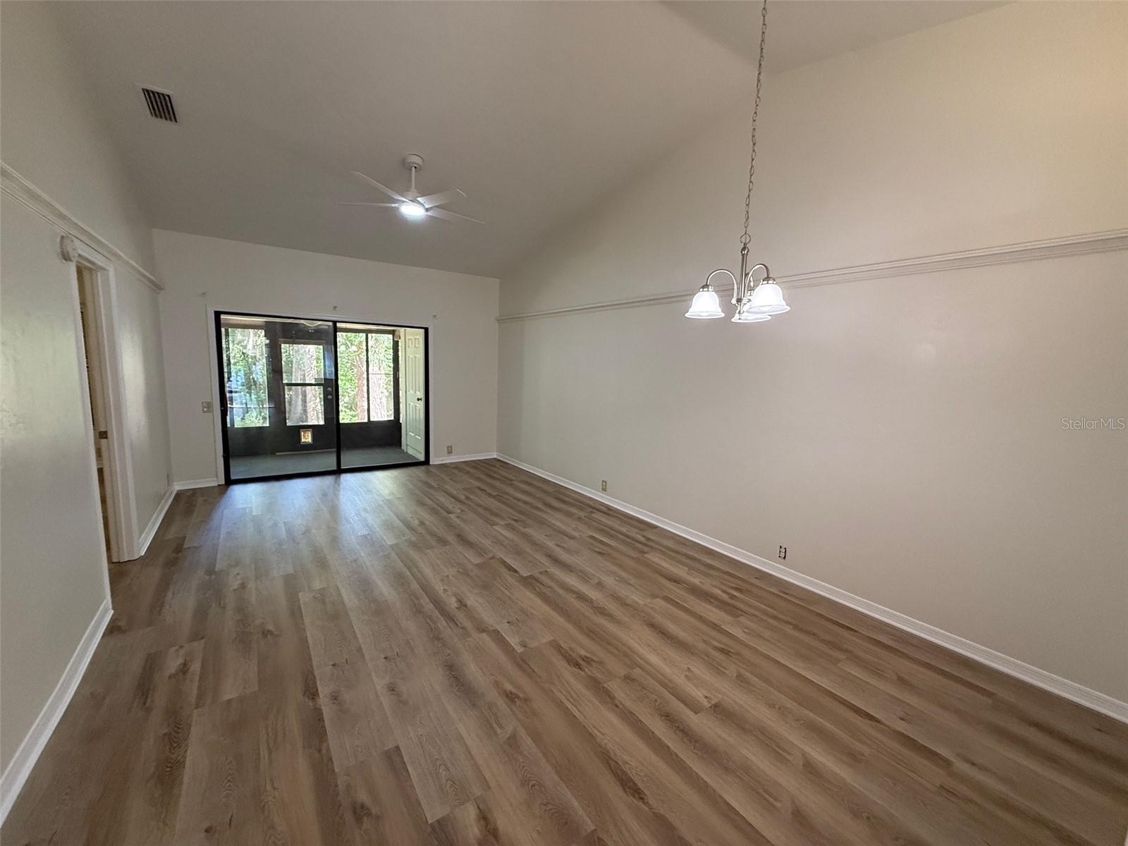 4052 NW 23RD CIRCLE