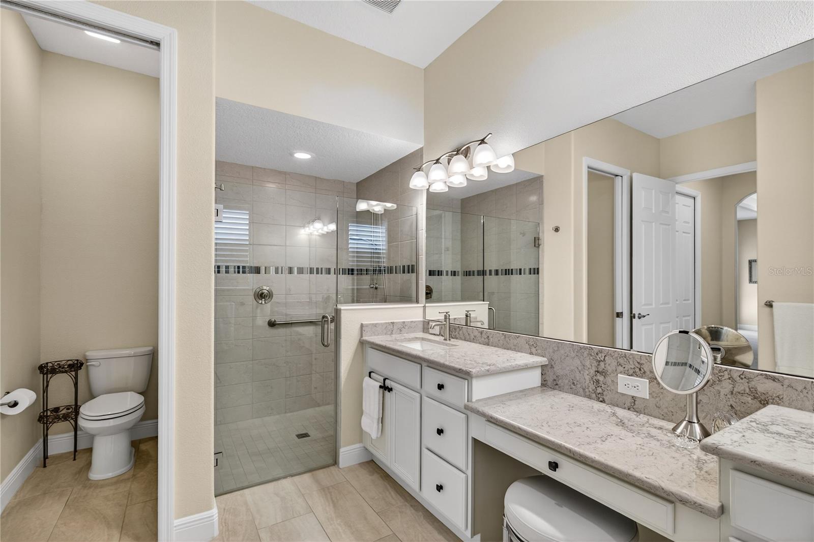 LAKES OF MOUNT DORA - Residential