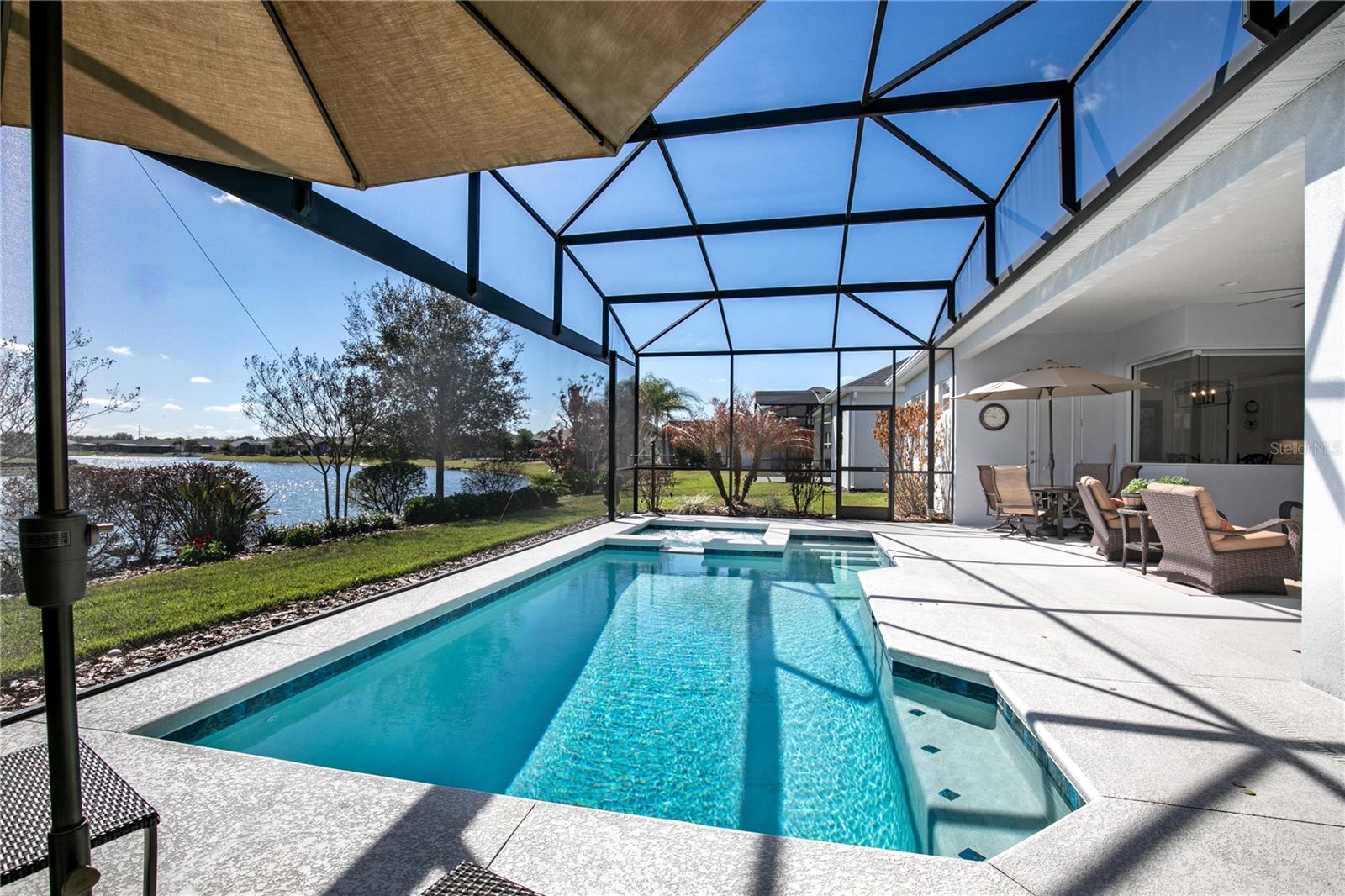 LAKES OF MOUNT DORA - Residential