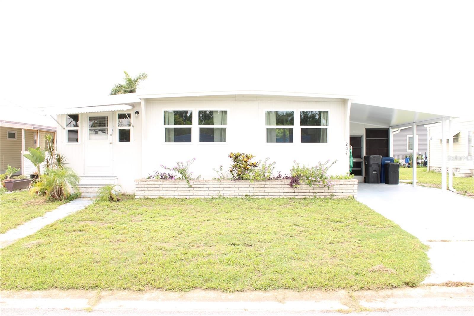 204 50TH AVENUE DRIVE W