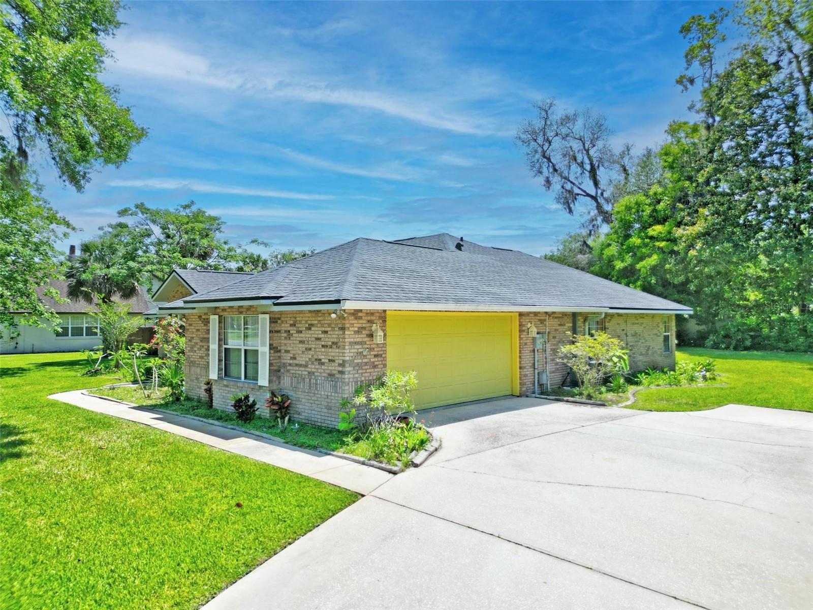 4008 ACOMA DRIVE