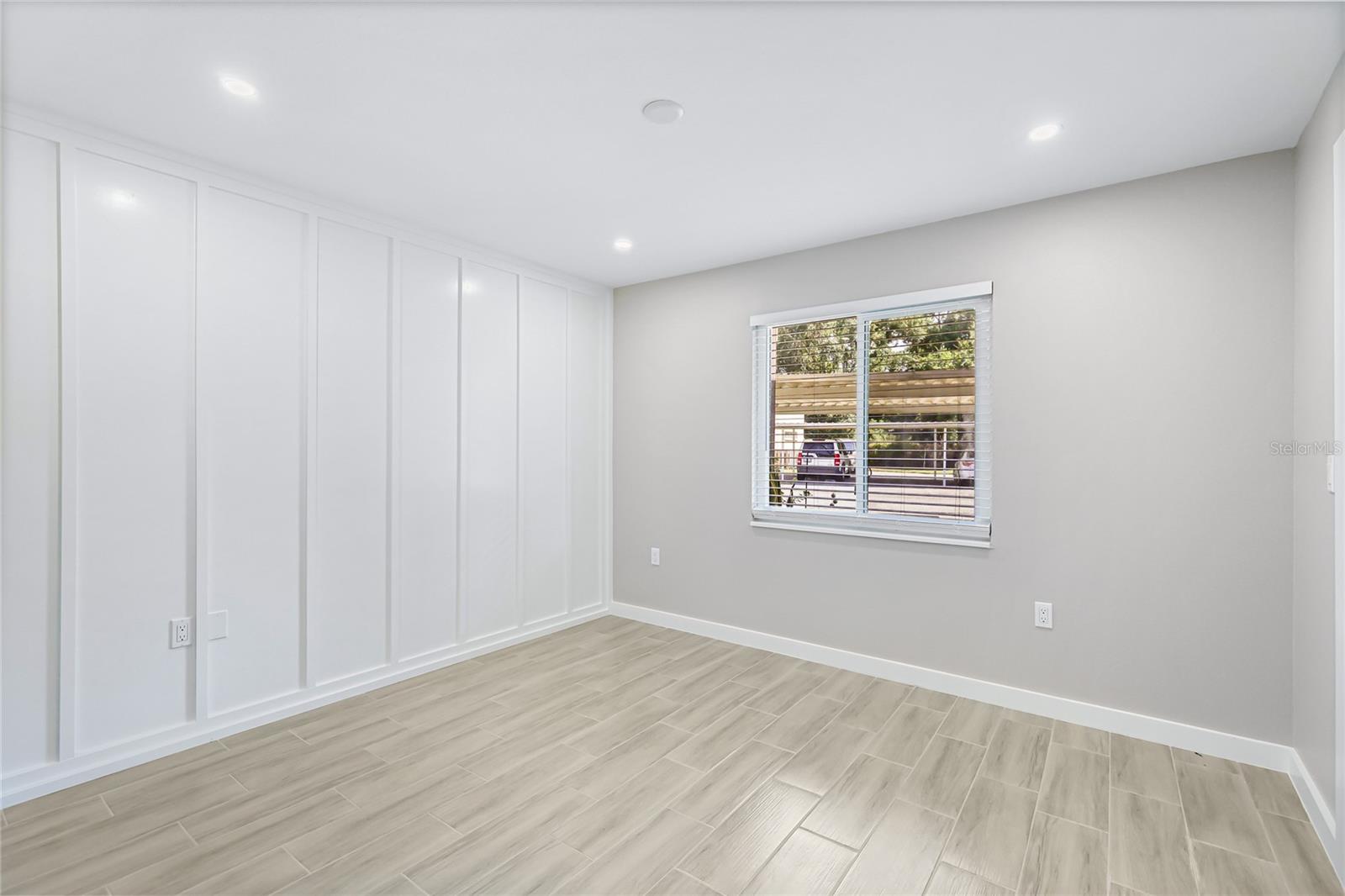LAKE TIPPECANOE - Residential