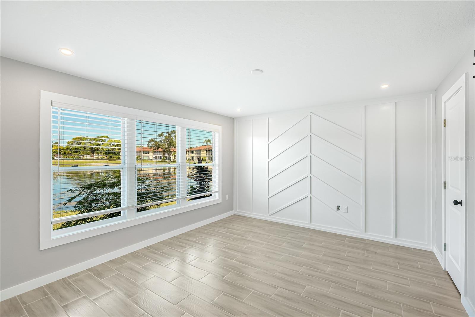 LAKE TIPPECANOE - Residential