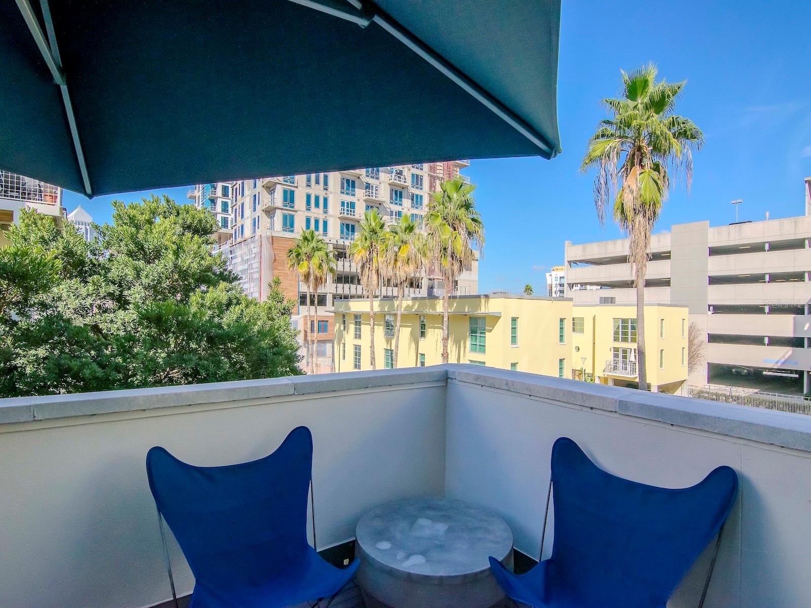 VICTORY LOFTS A CONDO - Residential Lease