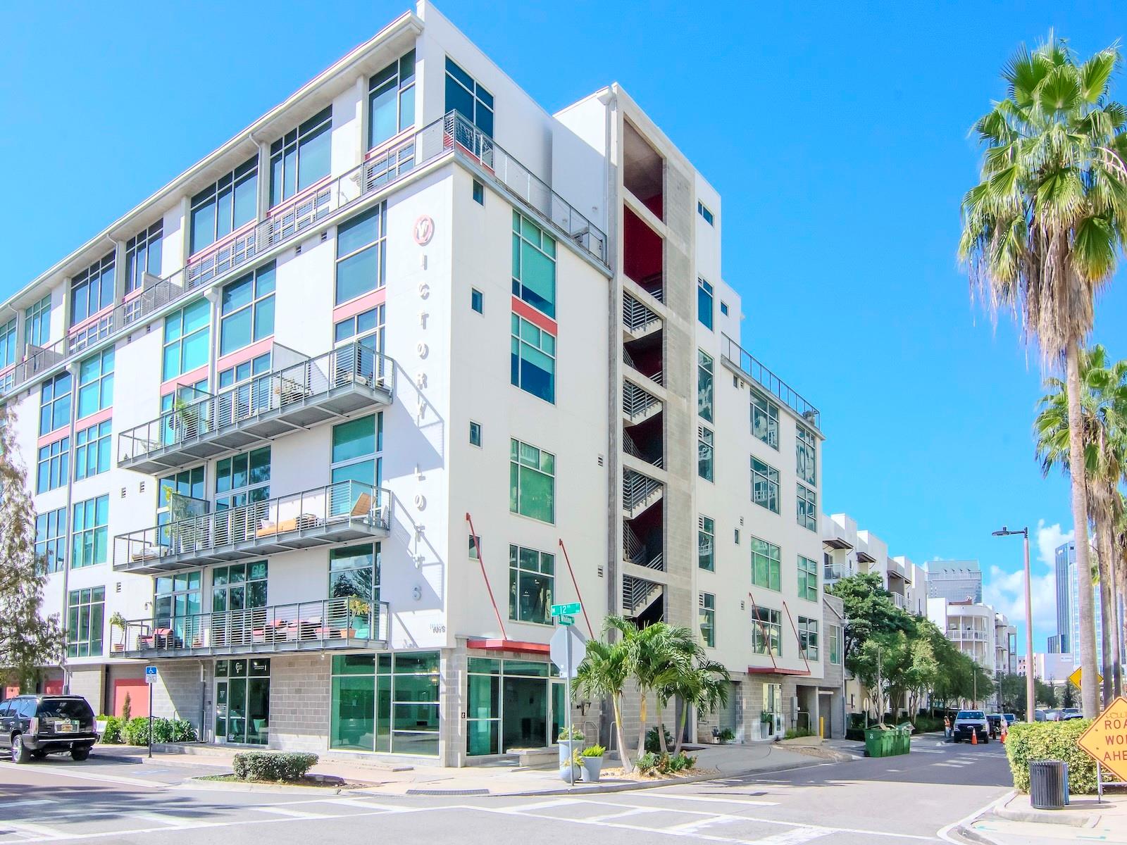 VICTORY LOFTS A CONDO - Residential Lease