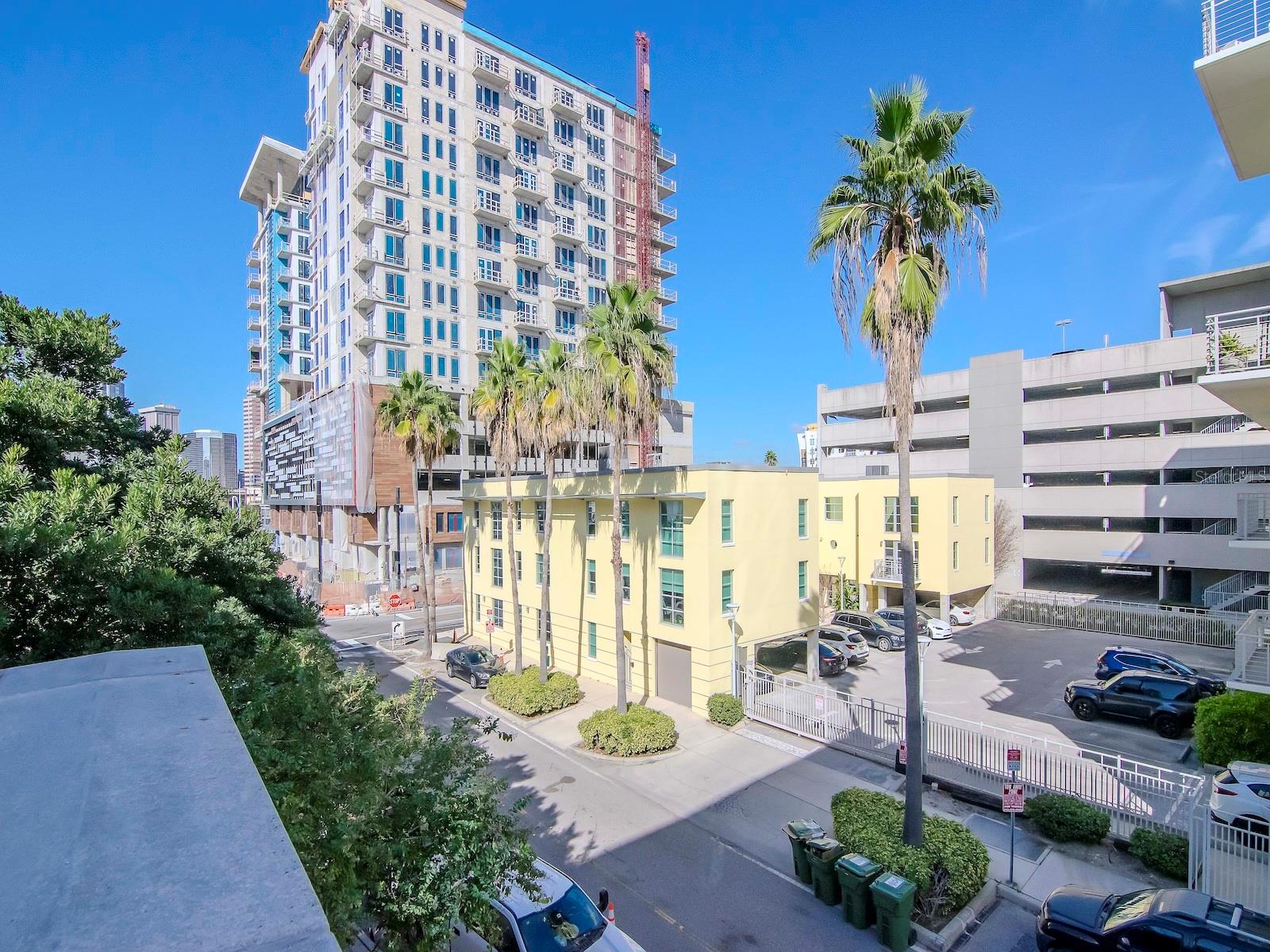 VICTORY LOFTS A CONDO - Residential Lease