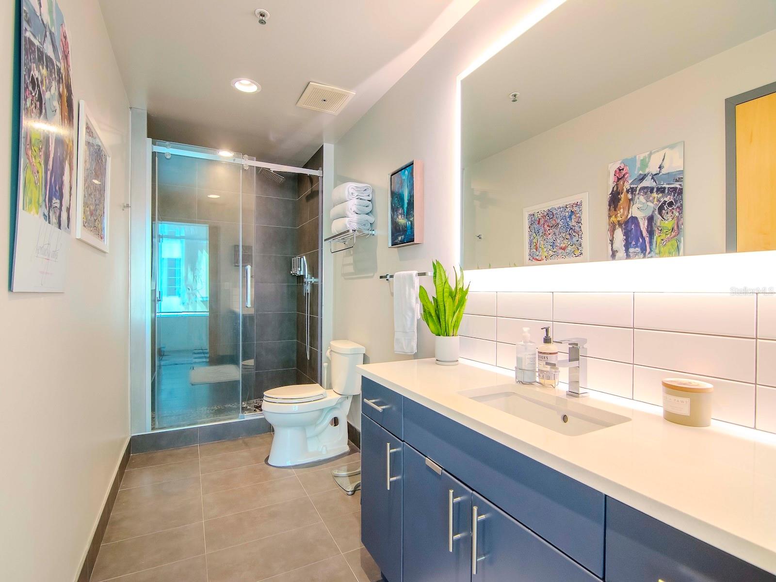 VICTORY LOFTS A CONDO - Residential Lease