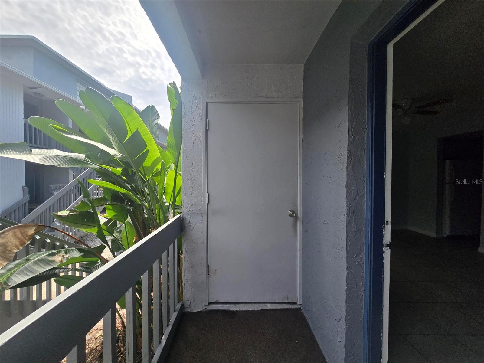 4922 W GANDY BOULEVARD G102