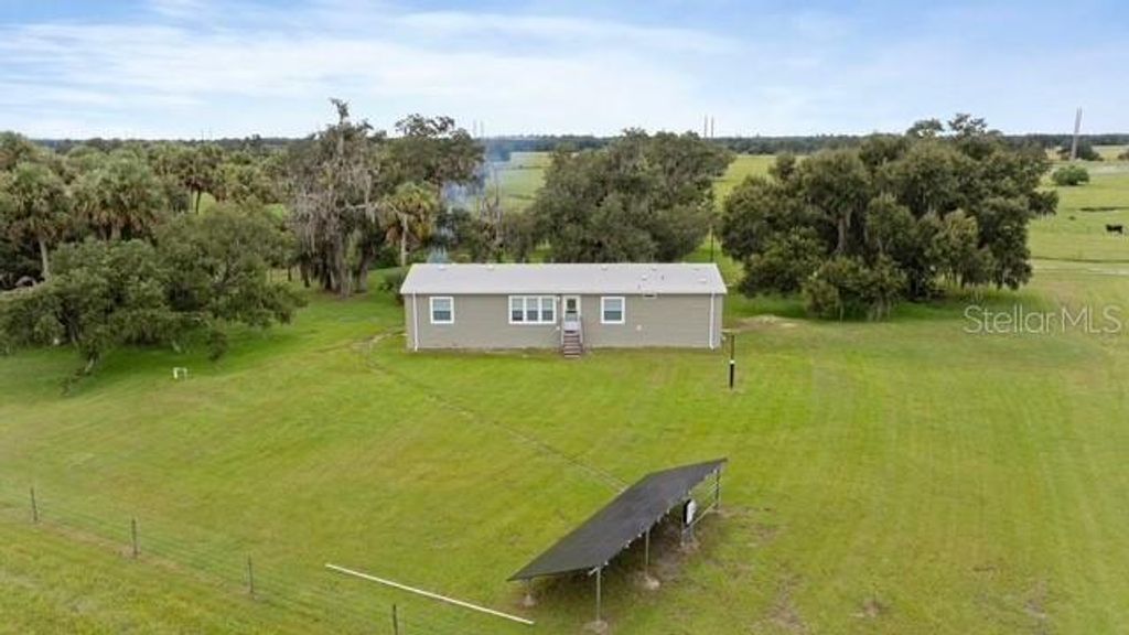 Photo of 6981 SE Highway 31, Arcadia, FL 34266 (MLS # C7516468)