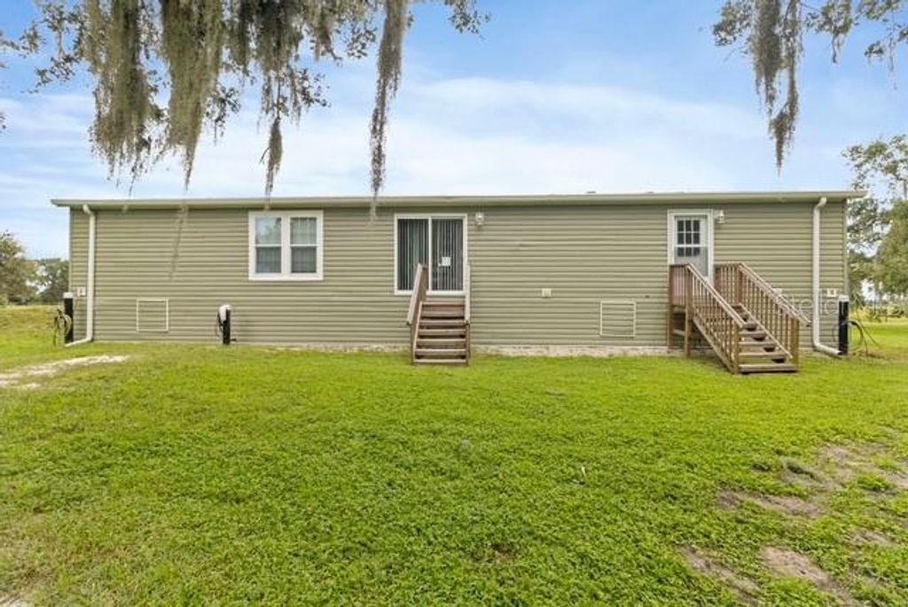 Photo of 6981 SE Highway 31, Arcadia, FL 34266 (MLS # C7516468)
