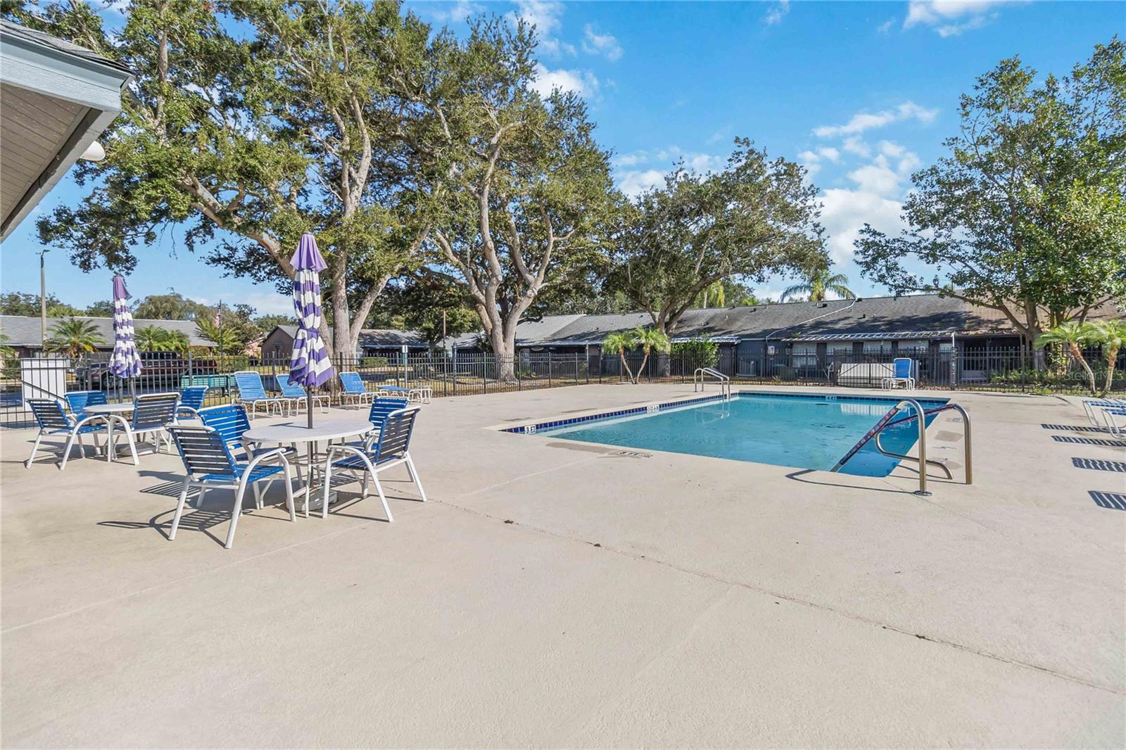 KING OAK VILLAS PH 1 1ST ADD - Residential