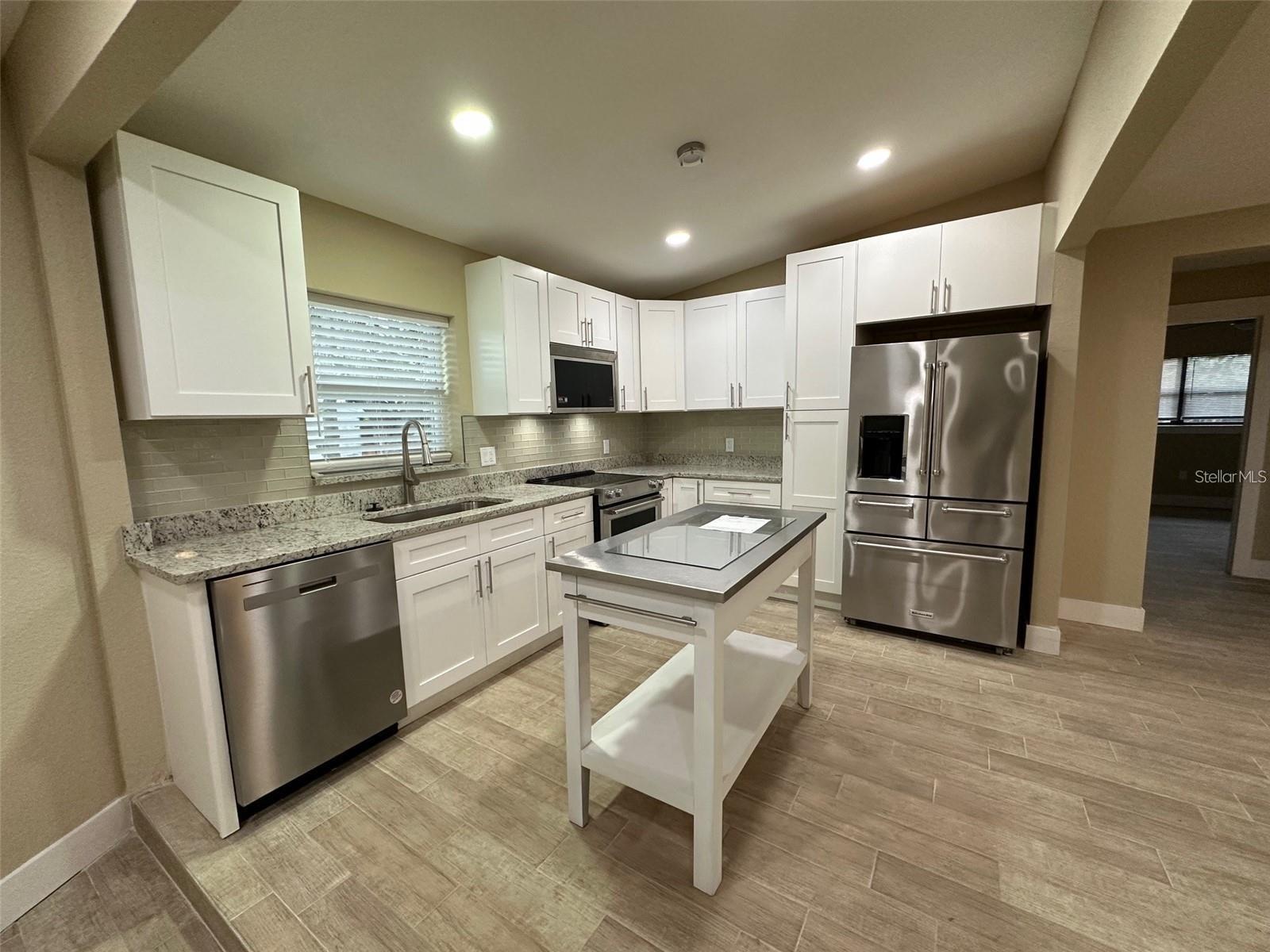 4108 W OAKELLAR AVENUE