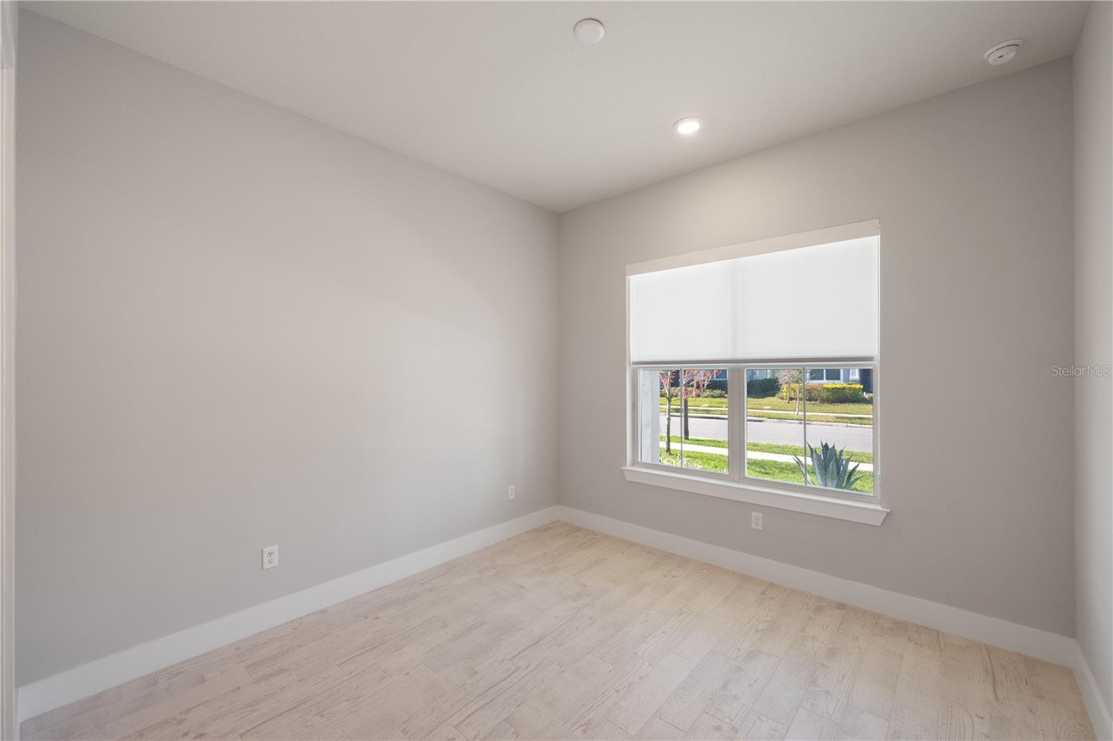 ISLES/LK NONA PH 2 - Residential