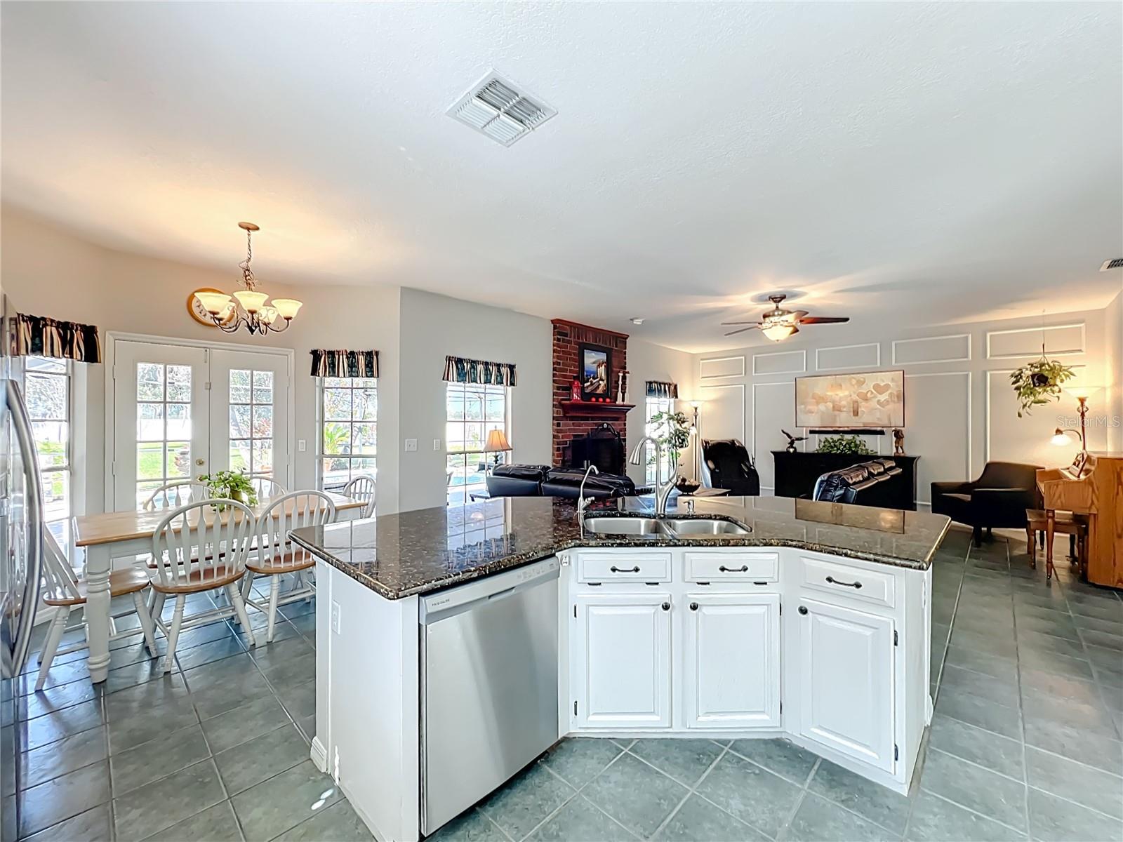 ALAFAYA WOODS PH 22 - Residential