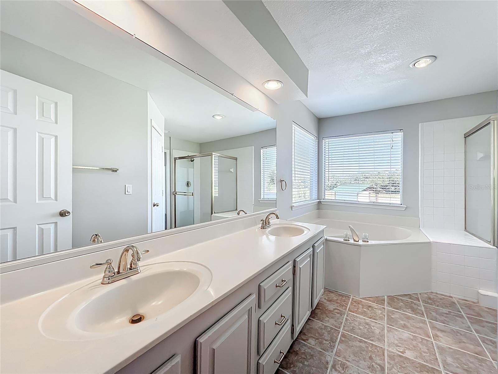 ALAFAYA WOODS PH 22 - Residential