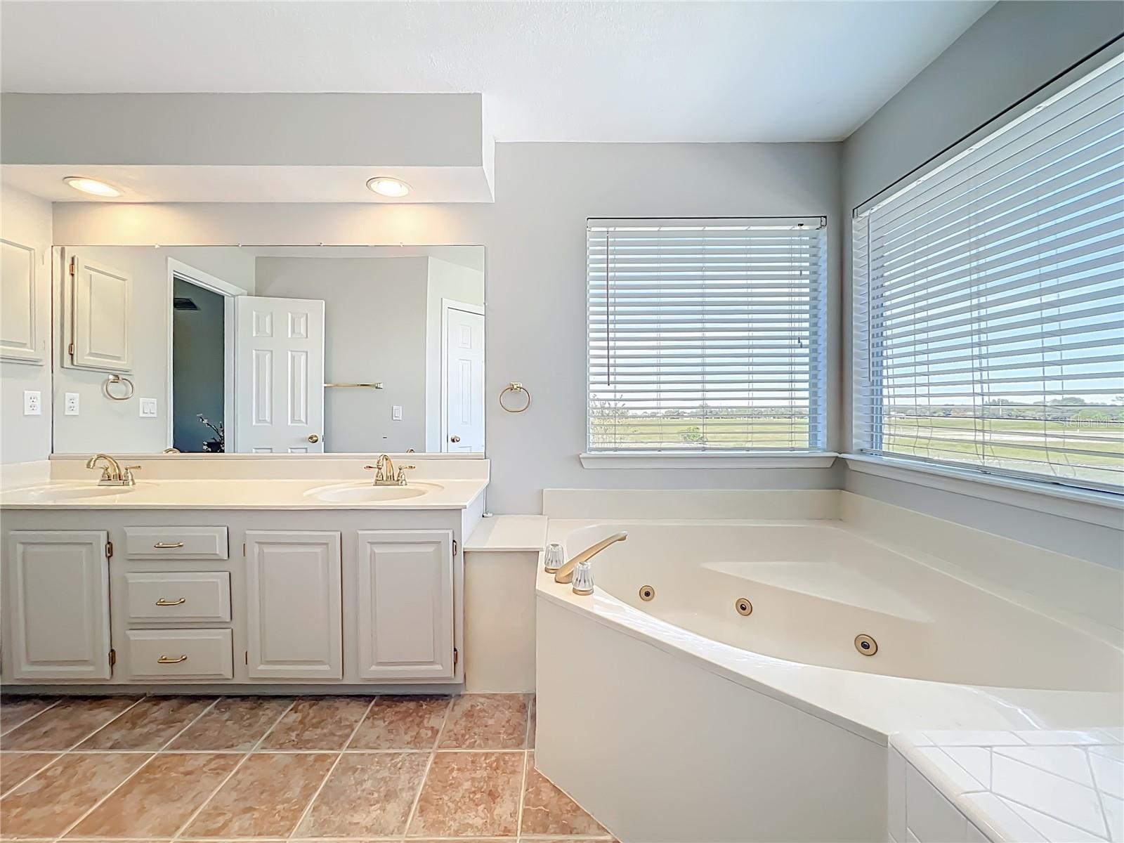 ALAFAYA WOODS PH 22 - Residential