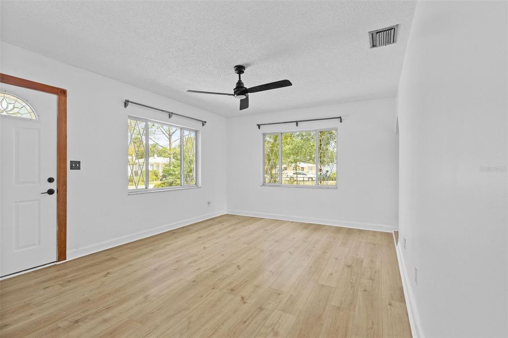 Photo of 6206 S Foster Avenue, Tampa, FL 33611 (MLS # TB8517681)