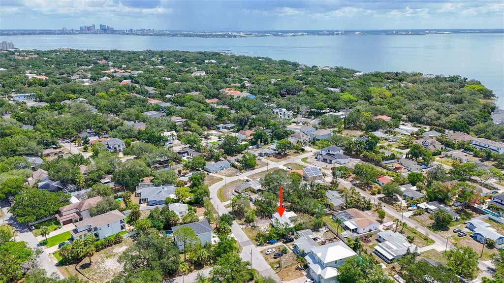 Photo of 6206 S Foster Avenue, Tampa, FL 33611 (MLS # TB8517681)