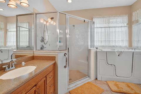 Tiny photo for 10422 Em En El Grove Road, Leesburg, FL 34788 (MLS # G5102172)