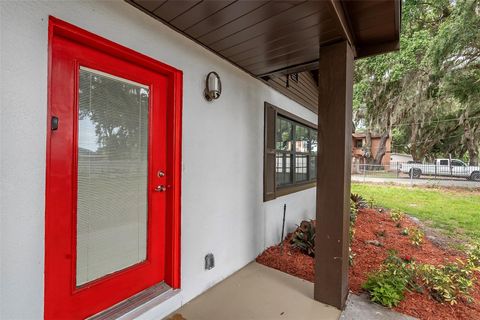 Photo of 4250 Lake Avenue, Kissimmee, FL 34746 (MLS # O6416362)