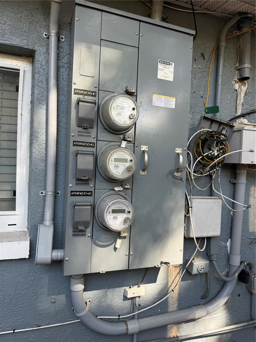 LAKEVIEW HEIGHTS - Residential Income