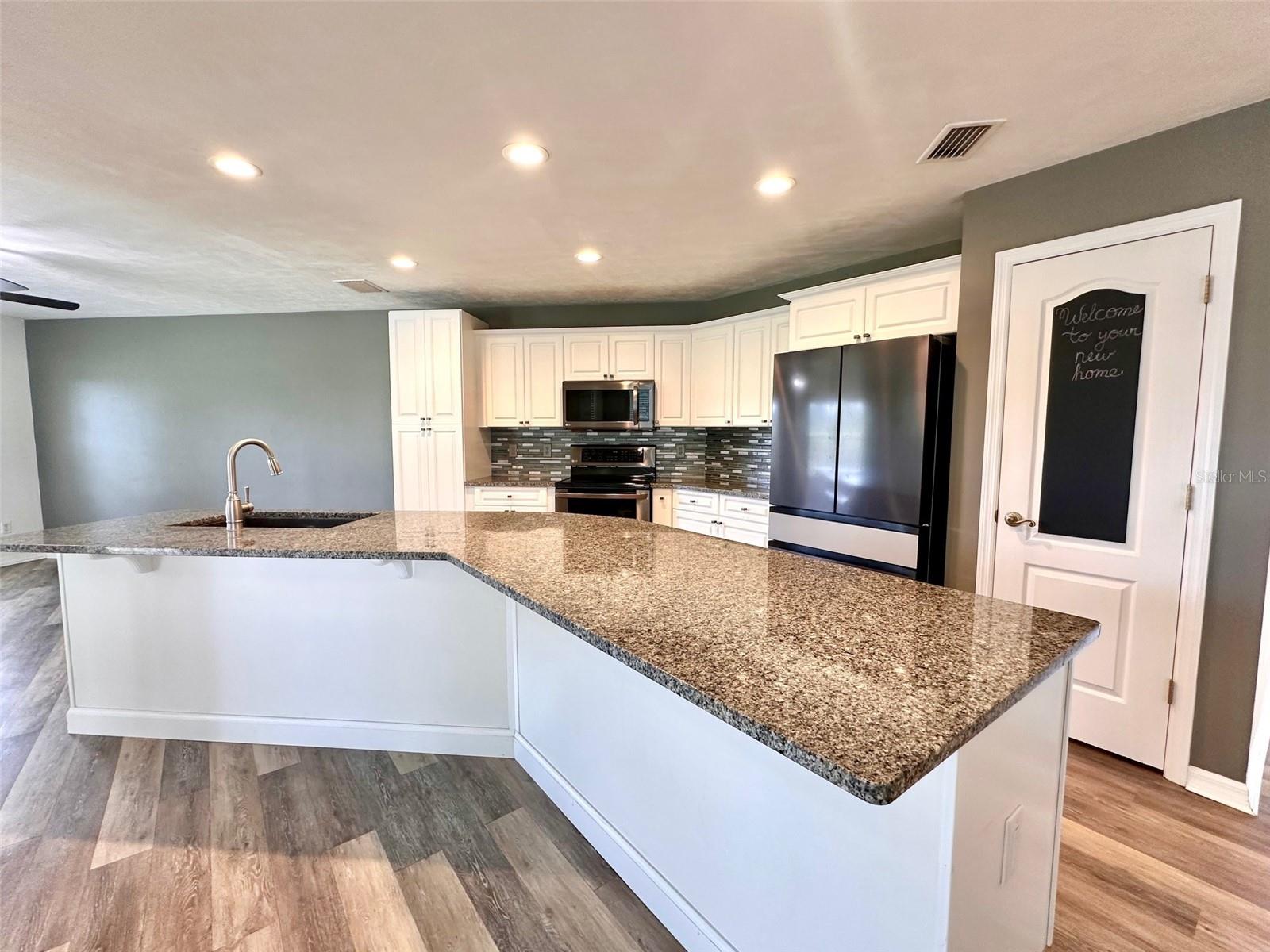 MEADOW GLEN REPL OF NOELLE ESTATE PH I - Residential