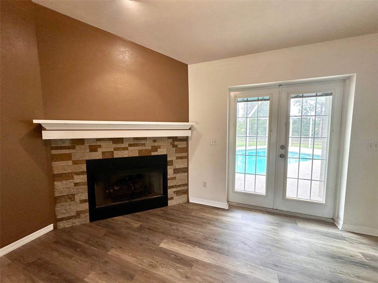 MEADOW GLEN REPL OF NOELLE ESTATE PH I - Residential