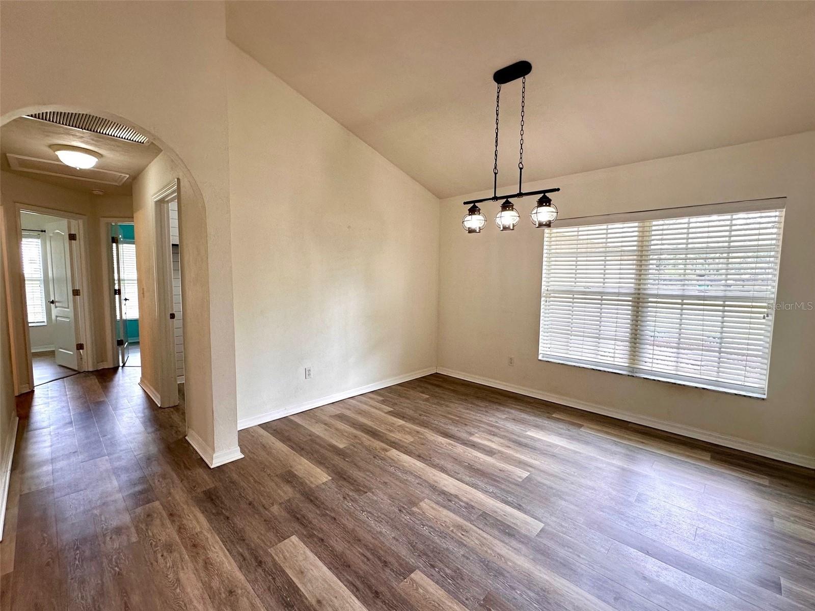 MEADOW GLEN REPL OF NOELLE ESTATE PH I - Residential