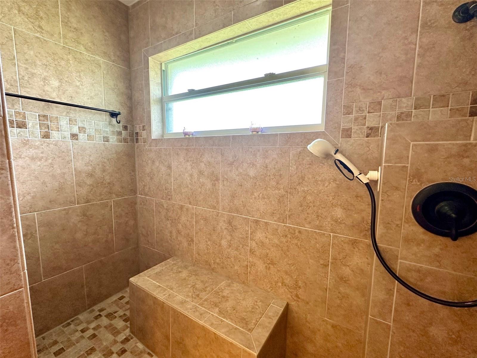 MEADOW GLEN REPL OF NOELLE ESTATE PH I - Residential