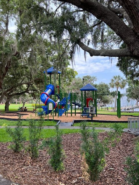 A home in PALM HARBOR