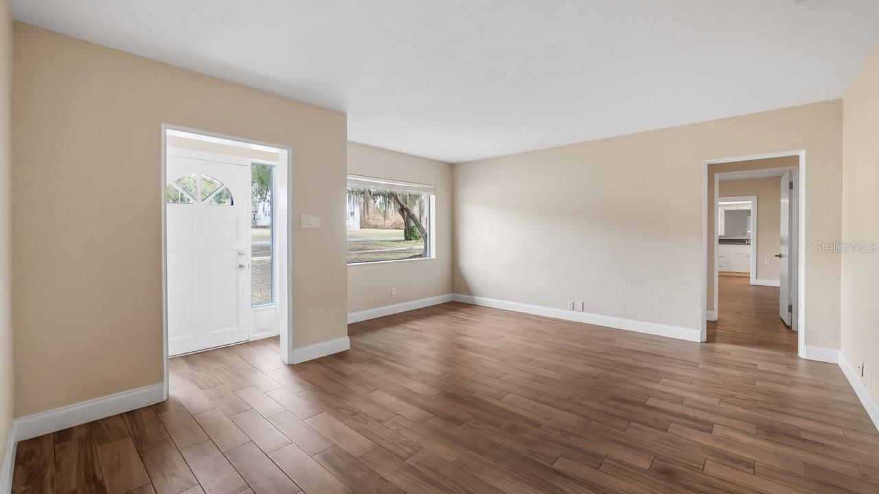 HOWEY EMERY HEIGHTS - Residential