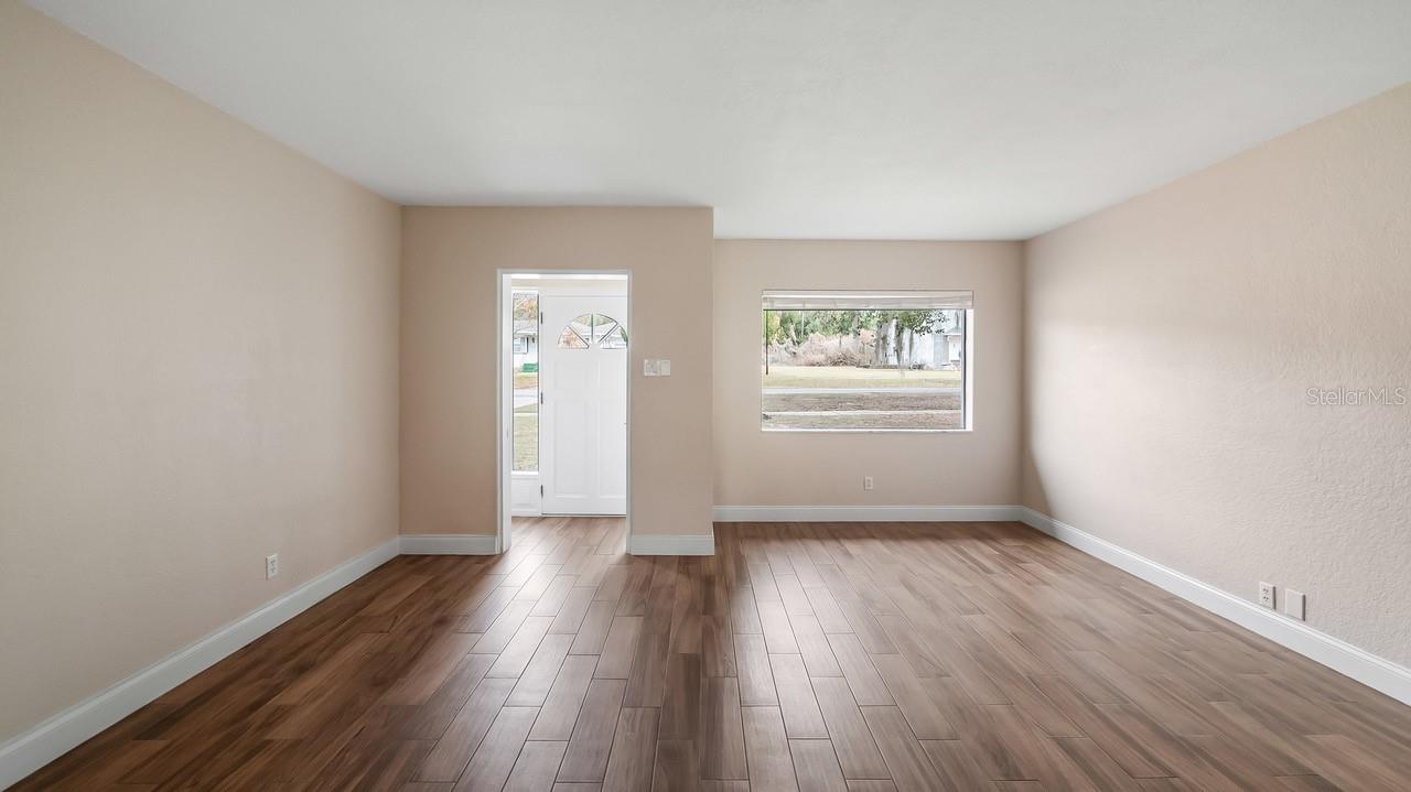 HOWEY EMERY HEIGHTS - Residential