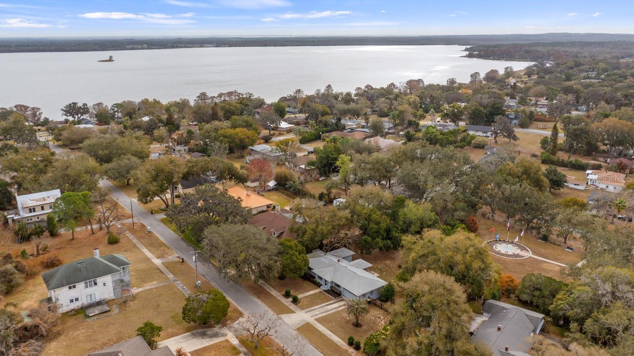 HOWEY EMERY HEIGHTS - Residential