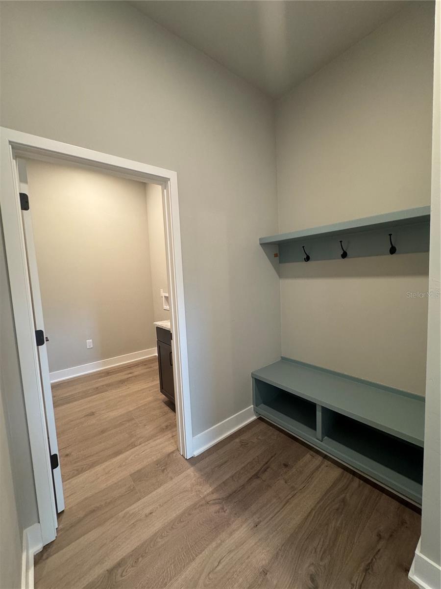 LAUREATE VILLAGE - Residential