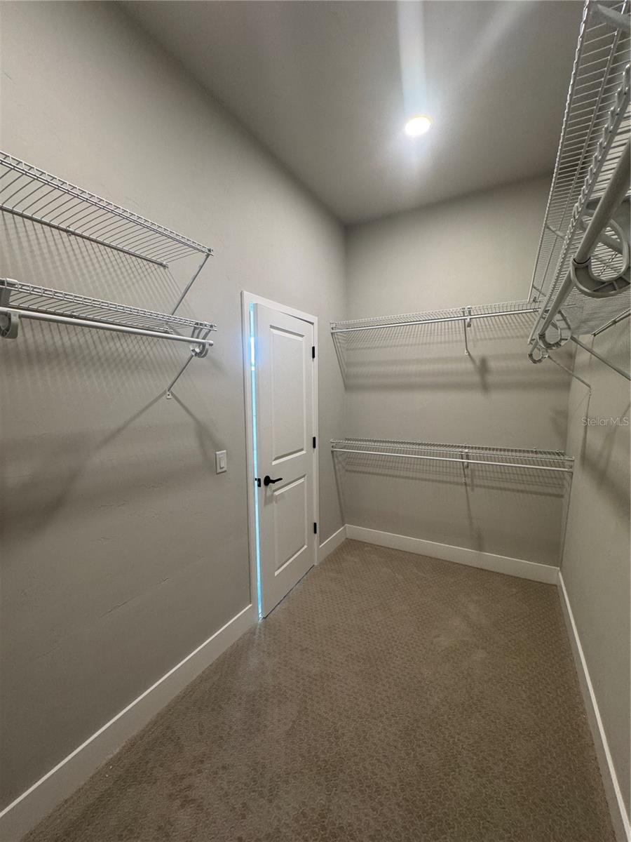 LAUREATE VILLAGE - Residential