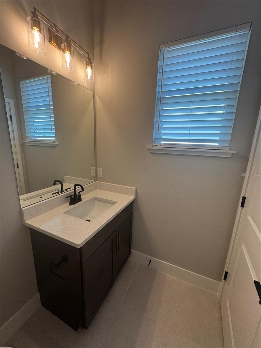 LAUREATE VILLAGE - Residential