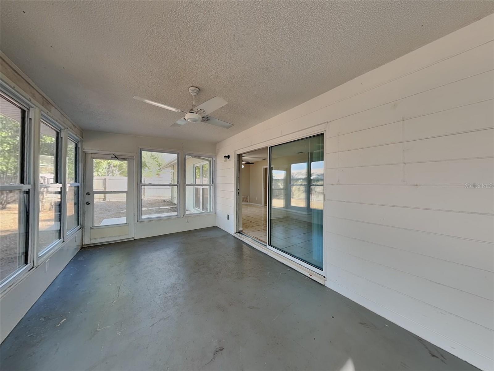 SPRING HILL - Residential Lease