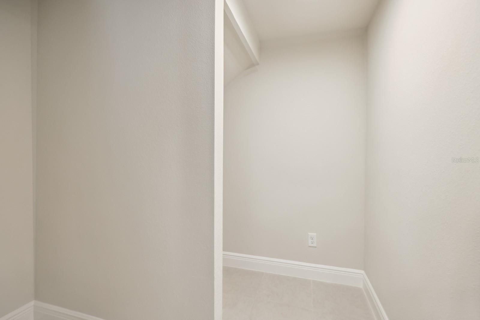 CREEK RDG PRESERVE PH 2 - Residential Lease