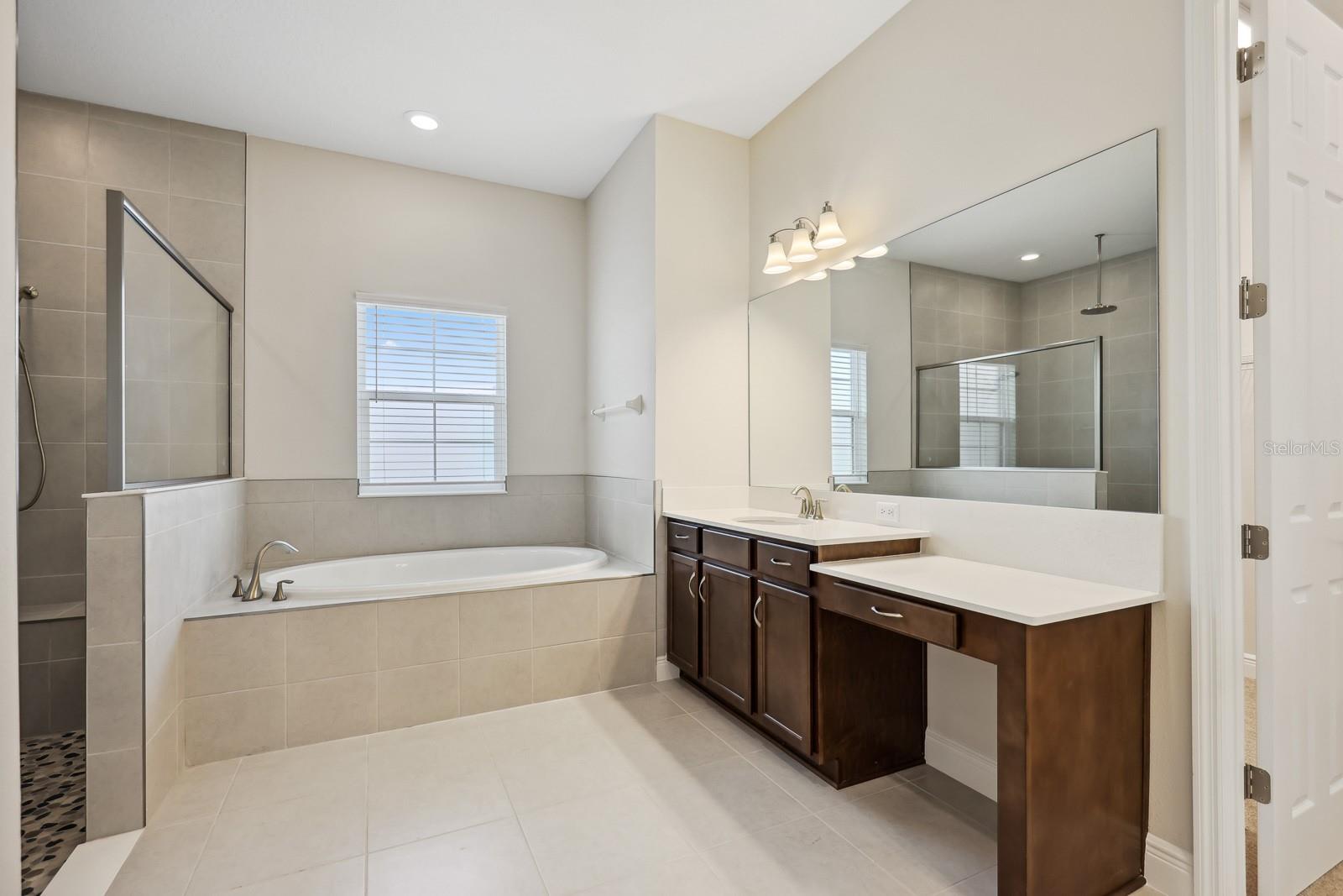 CREEK RDG PRESERVE PH 2 - Residential Lease