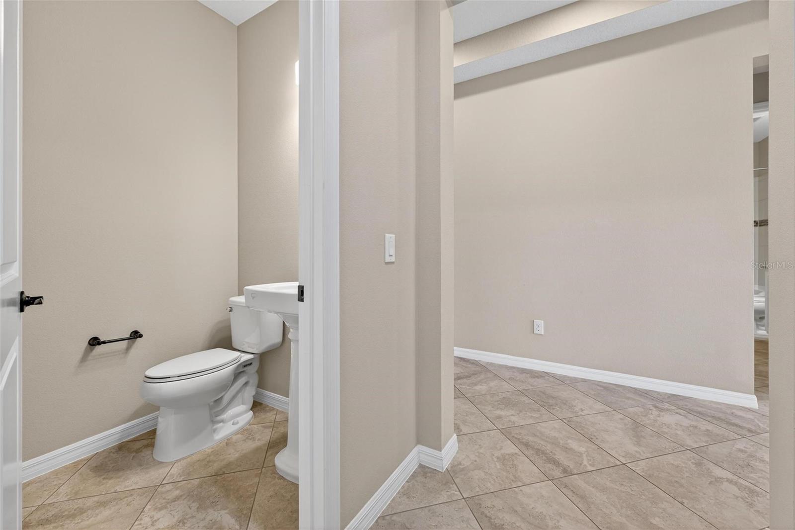OCALA PRESERVE PH 1 - Residential Lease