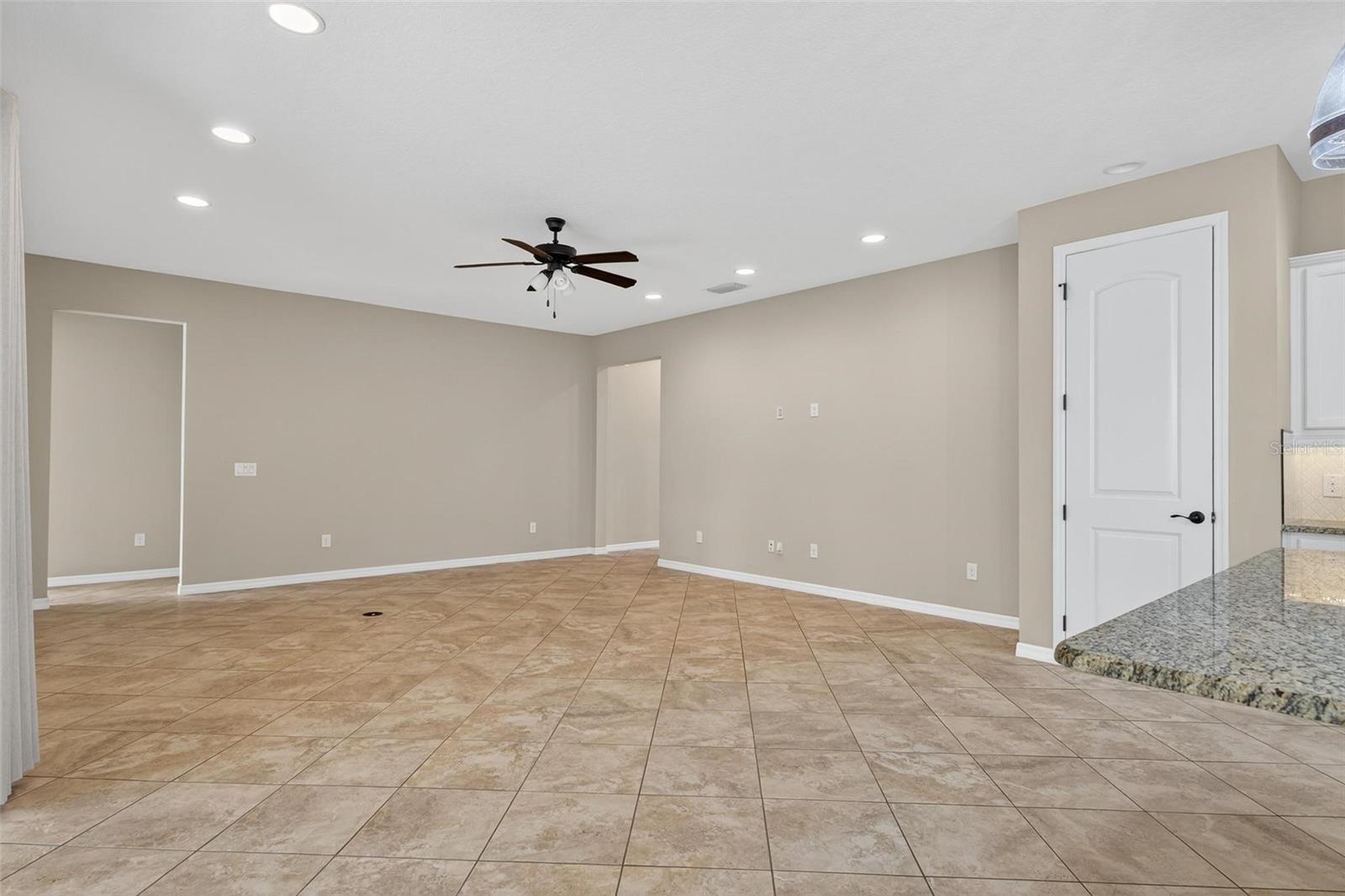 OCALA PRESERVE PH 1 - Residential Lease