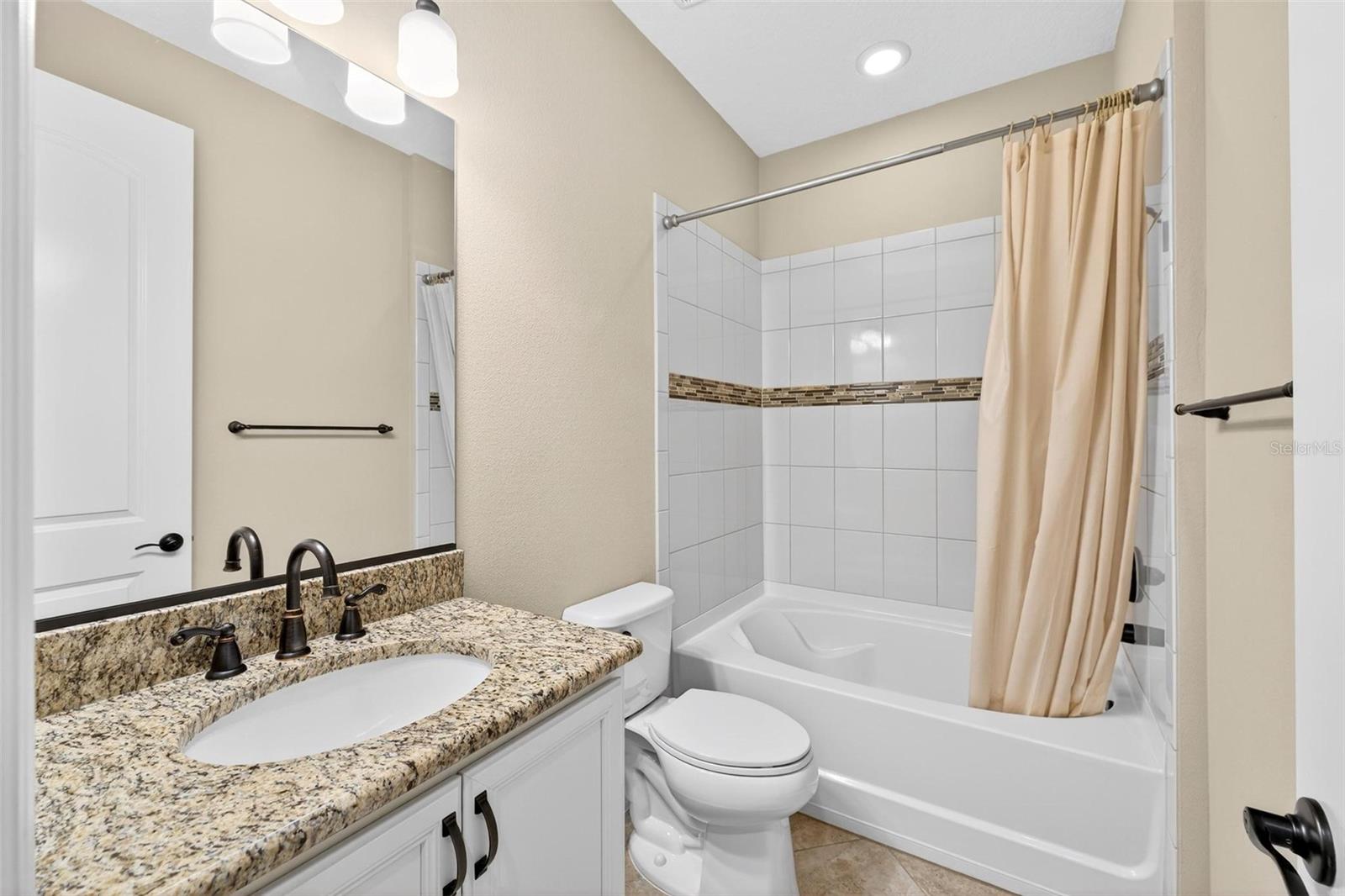 OCALA PRESERVE PH 1 - Residential Lease