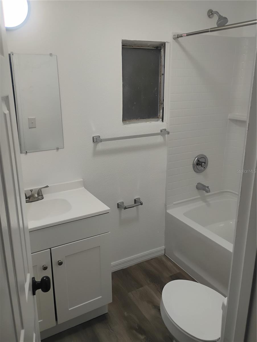 TOWN/CANDLER - Residential Lease