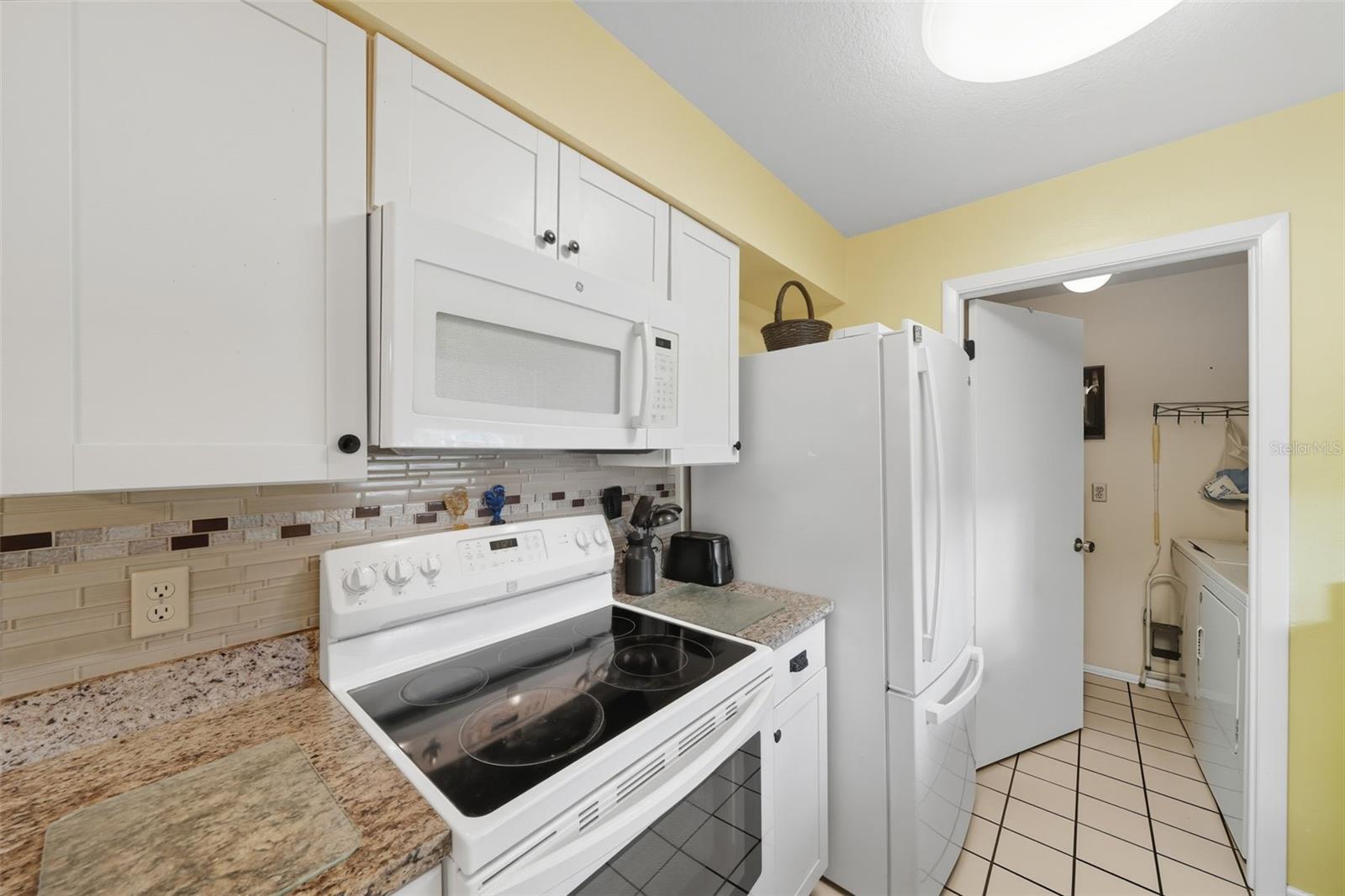 BLUFFS THE AT THE HEATHER V - Residential