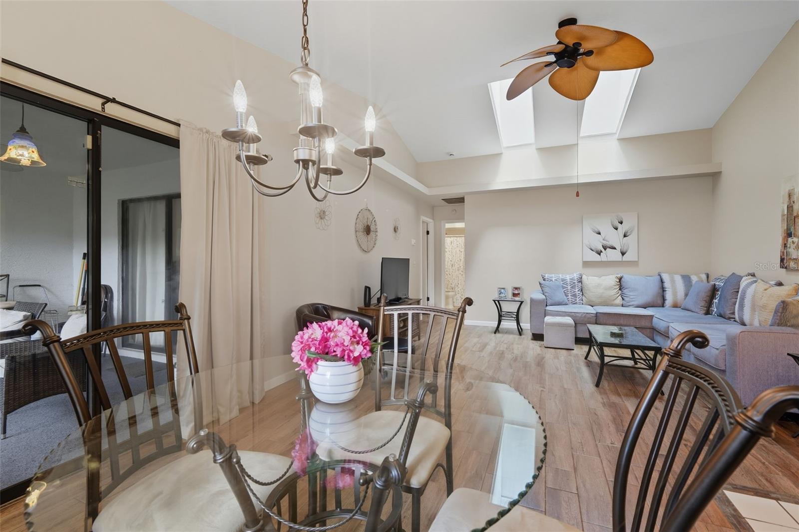 BLUFFS THE AT THE HEATHER V - Residential