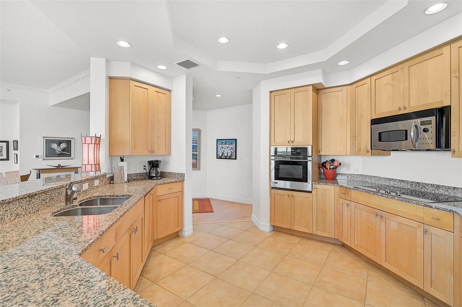 MERIDIAN AT THE OAKS PRESERVE - Residential