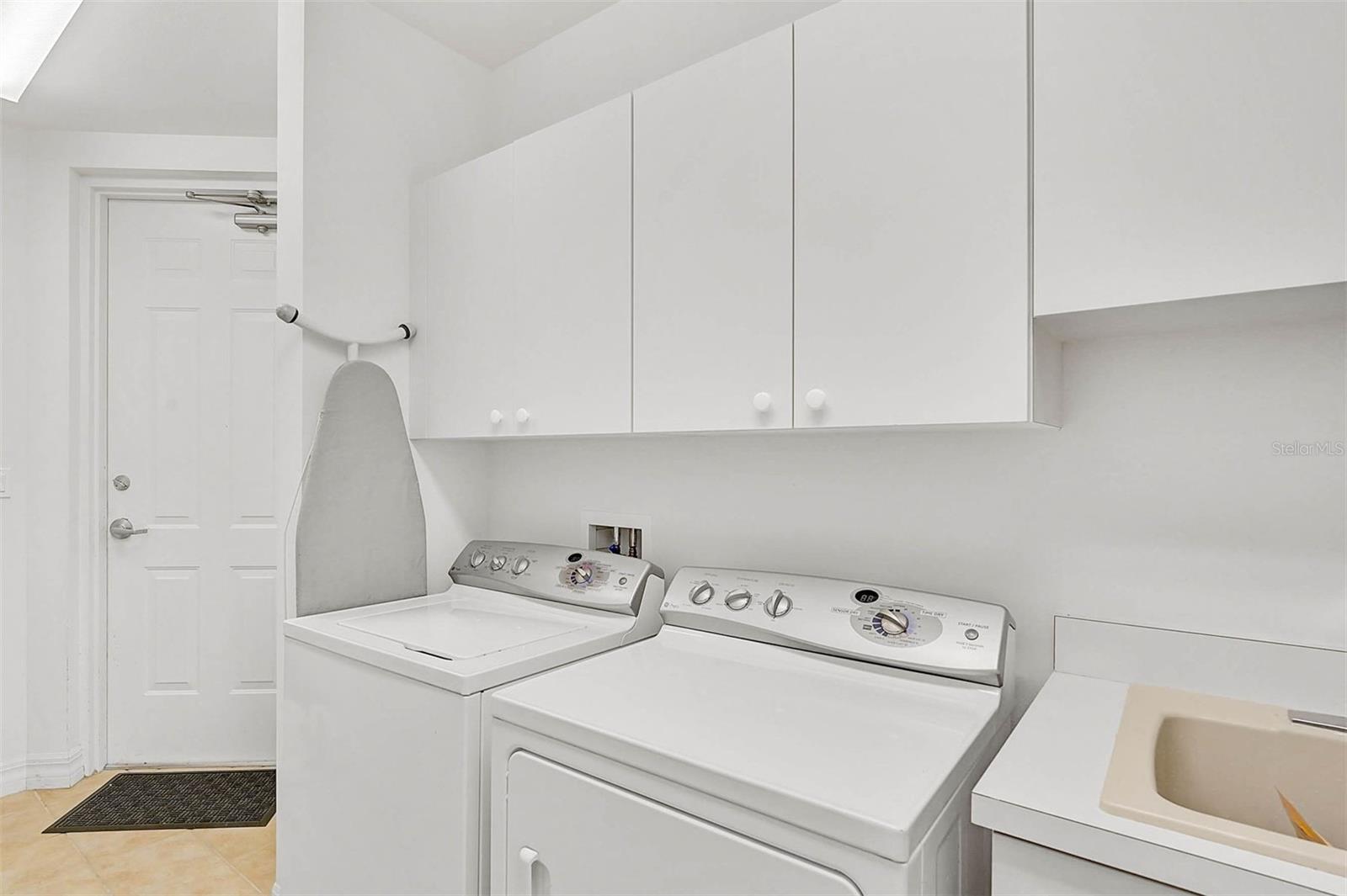 MERIDIAN AT THE OAKS PRESERVE - Residential