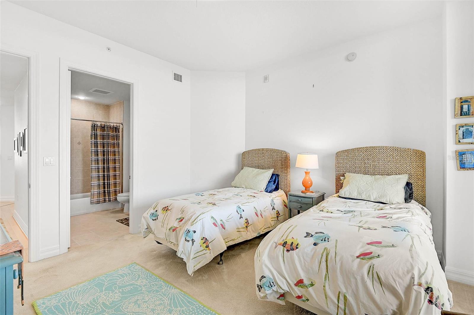 MERIDIAN AT THE OAKS PRESERVE - Residential